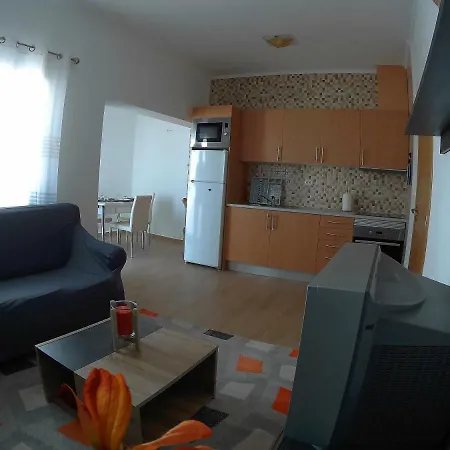 بيت للعطل Casa Do Outeiro فيلا دو بيسبو